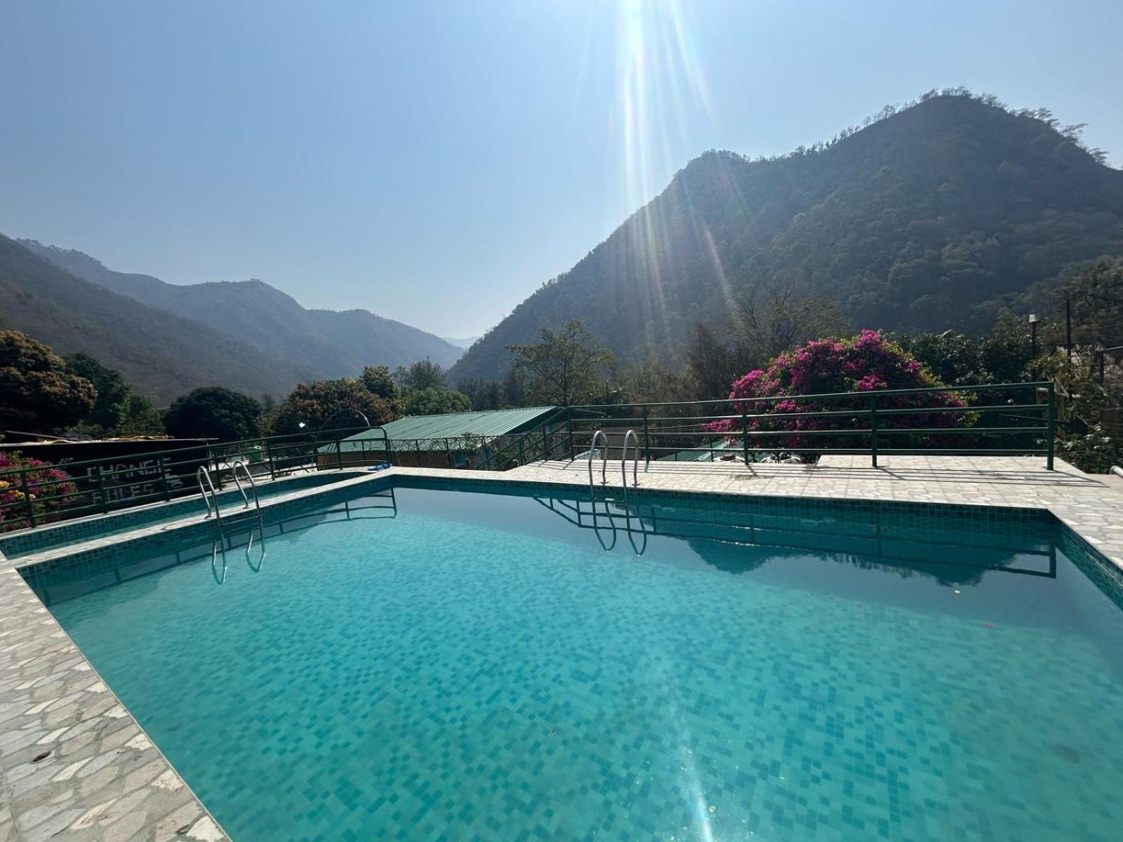 Cradle Of Life Hotel Shivpuri  Exterior photo